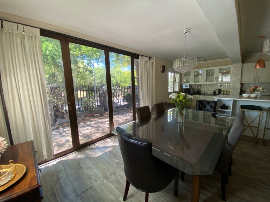 3 Bedroom Property for Sale in Sonnekuil Western Cape